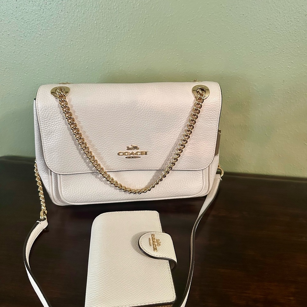 Coach purse and wallet set - Picture 2 of 16